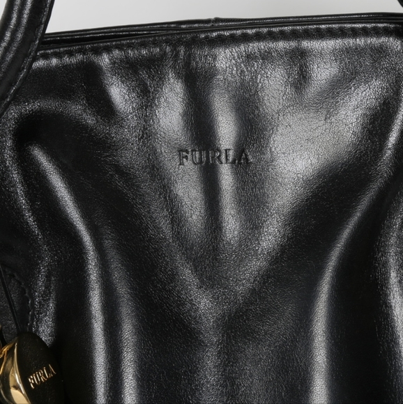 FURLA Carmen Large Black Leather Bag with Pendant - Picture 5 of 9
